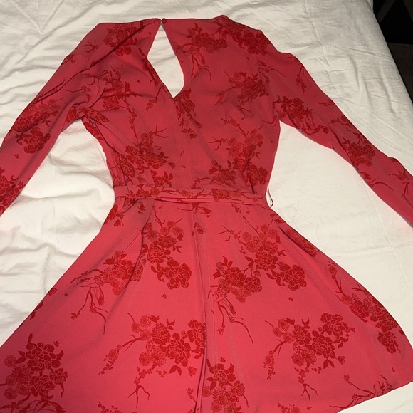 Floral Romper with sleeve cut outs - Picture 2 of 5